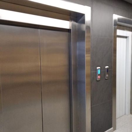 Sky House Exclusive Apartments Chisinau Bagian luar foto