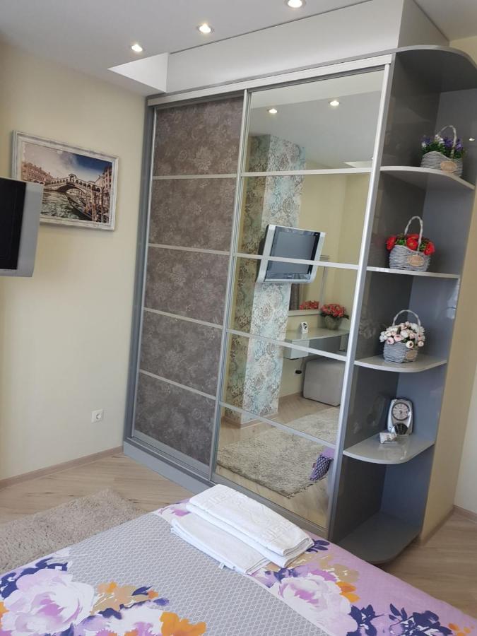 Sky House Exclusive Apartments Chisinau Bagian luar foto