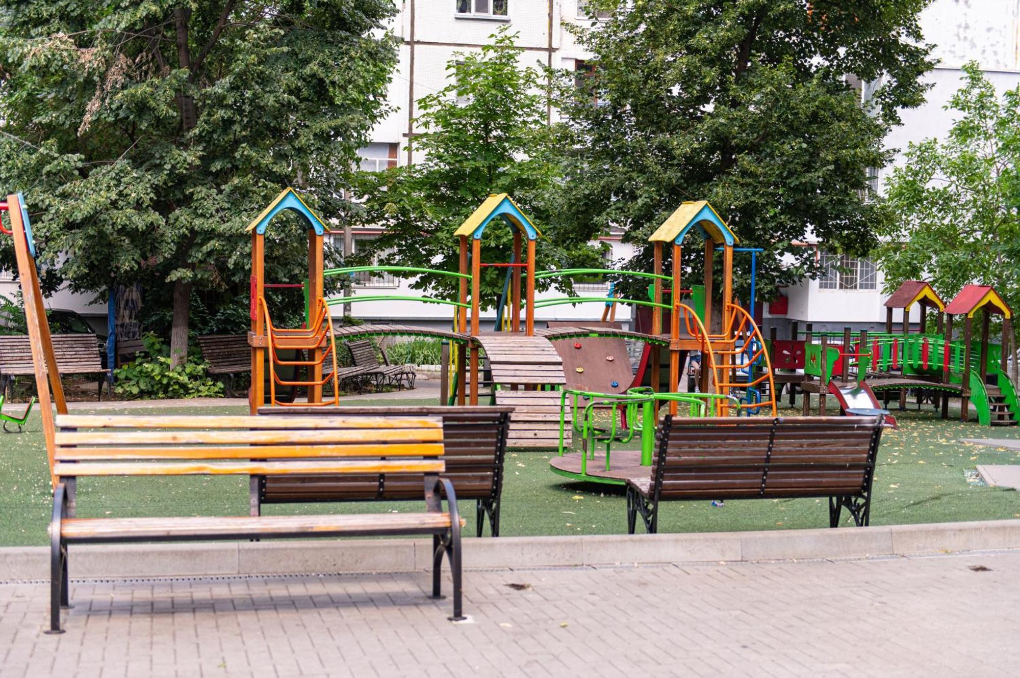 Sky House Exclusive Apartments Chisinau Bagian luar foto