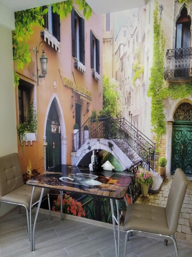 Sky House Exclusive Apartments Chisinau Bagian luar foto